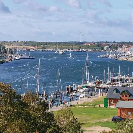 Awesome In Travemuende With Wifi * Lubeck